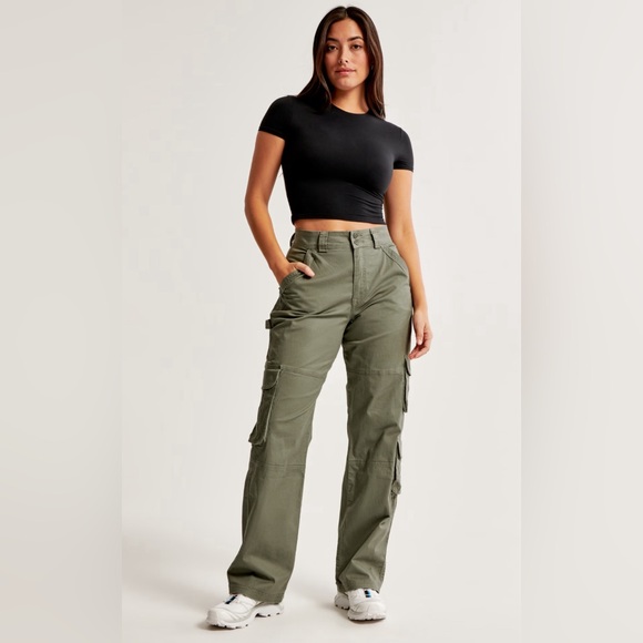 Abercrombie & Fitch Pants - Abercrombie & Fitch Olive Cargo Pants